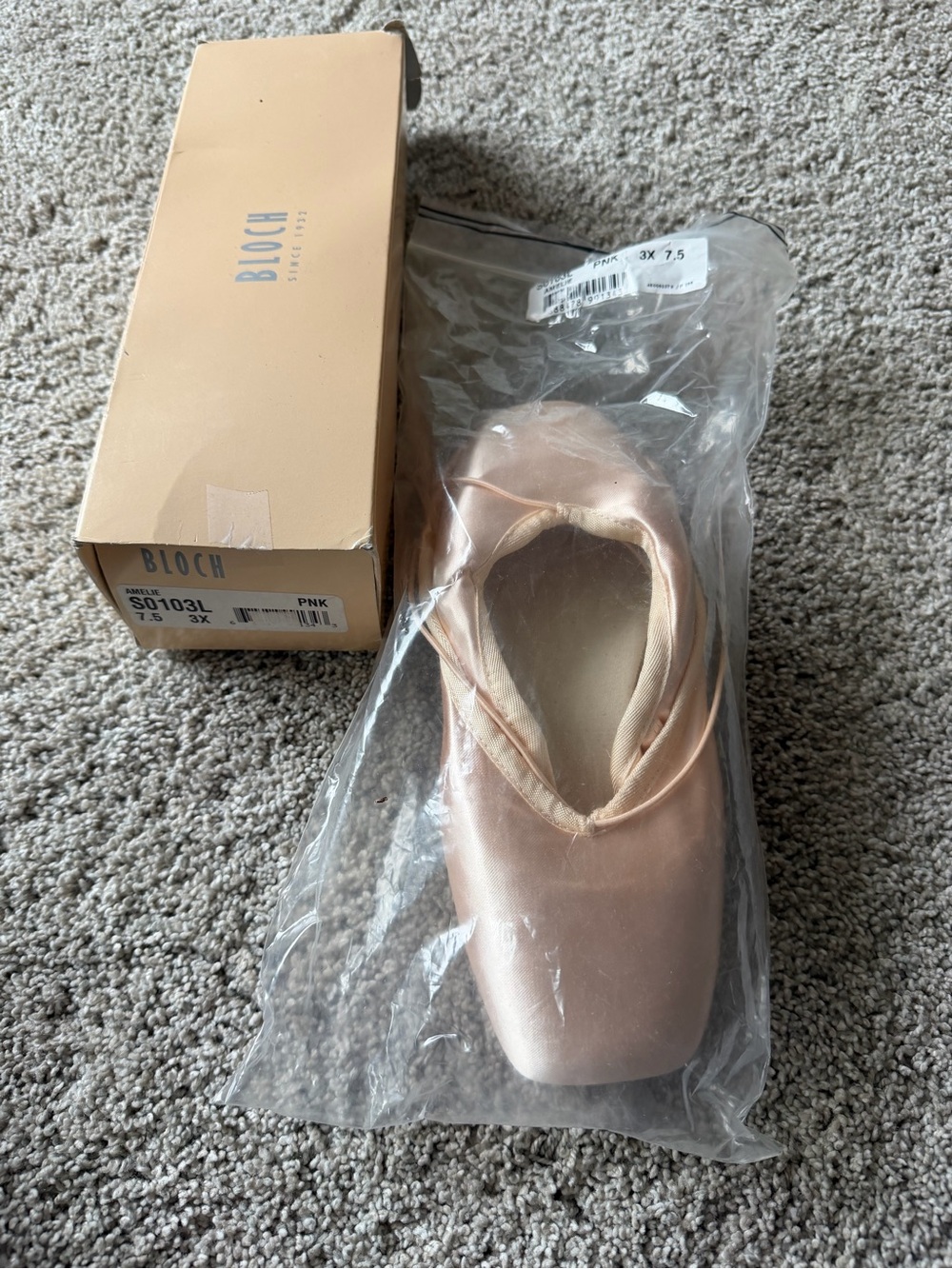 Bloch w Pink Amelie Pointe Ballet Shoes 7.5 XXX